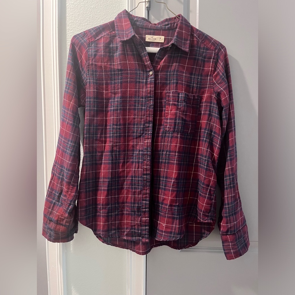 Hollister light weight button up flannel shirt